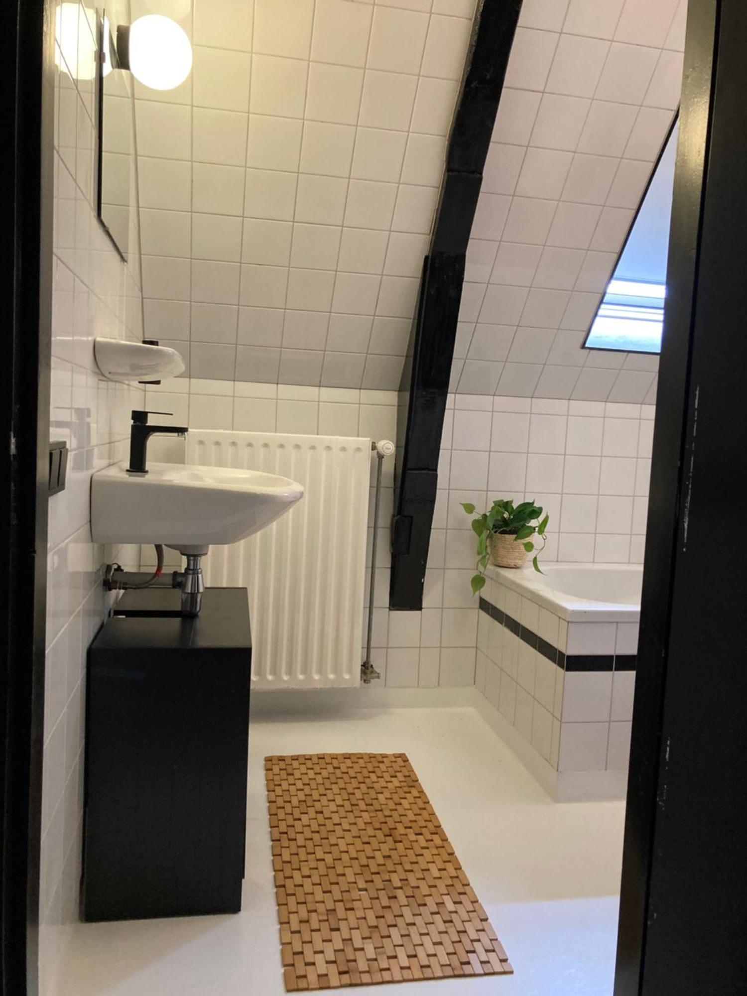 Elegant Appartement In Pakhuis Friesland Centrum Leeuwarden Esterno foto