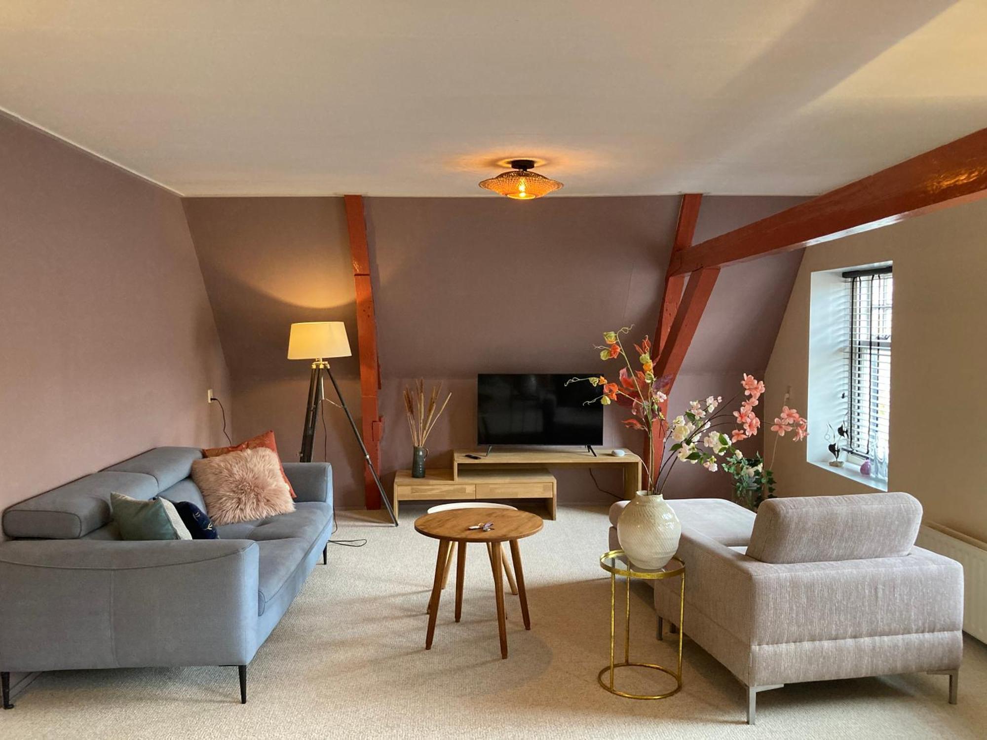 Elegant Appartement In Pakhuis Friesland Centrum Leeuwarden Esterno foto